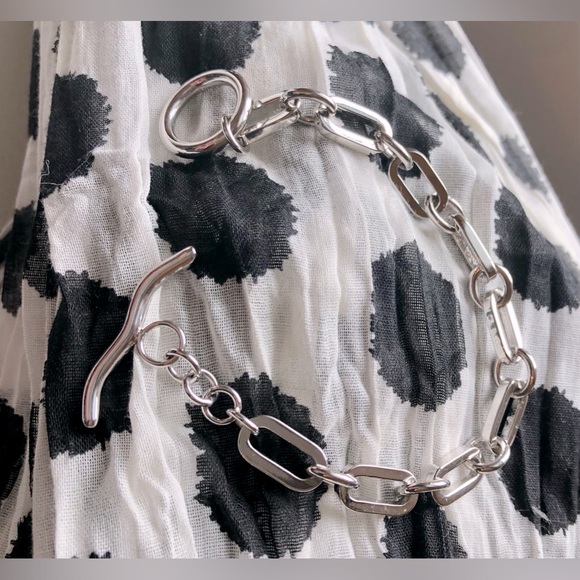Fashion Silver Tone Paper Clip Bracelet - Picture 7 of 8